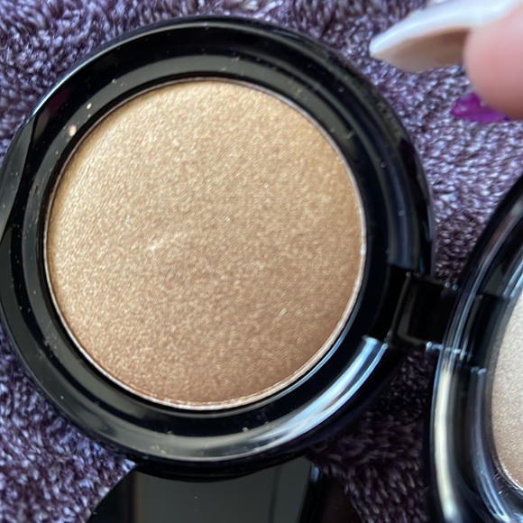 Marc Jacobs Other - Marc Jacobs O!mega Gel Powder Eyeshadow